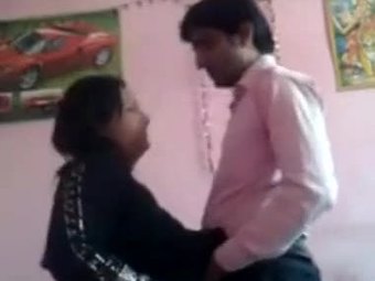 Desi Aunty Fuck with her BF