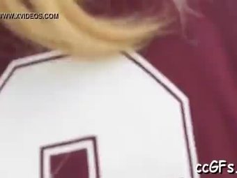 Hawt teen babe loves drilling